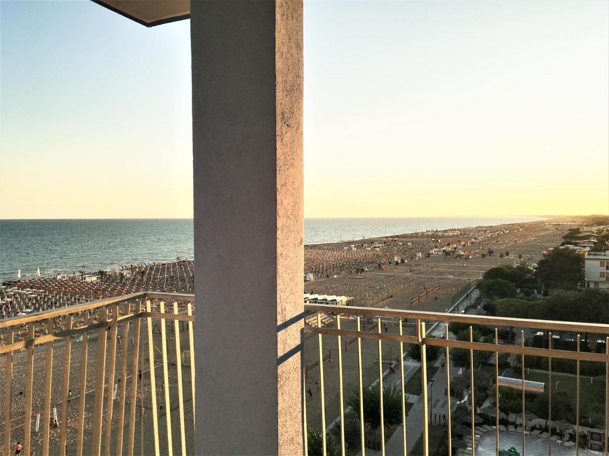 Condominio Bel Sole Бибионе Экстерьер фото