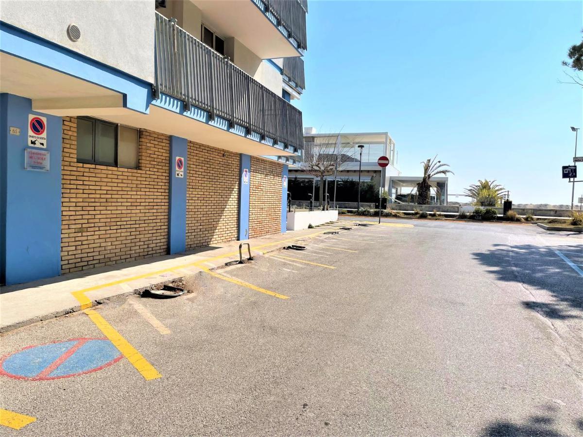 Condominio Bel Sole Бибионе Экстерьер фото